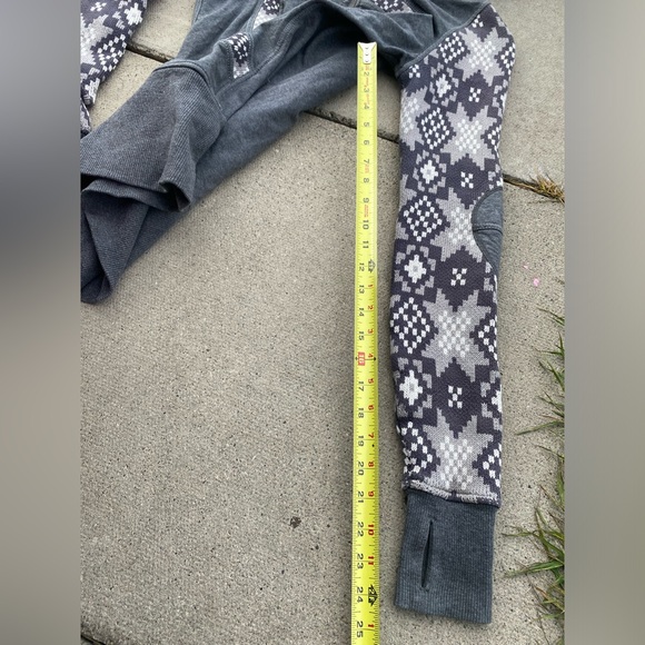 Lululemon Live Simply Ikat Apres Knit Ski Scuba Hoodie, Grey, sz 6 - Picture 12 of 14